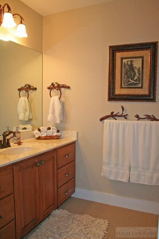 964 Ridge Haven Parkway, Unit R1431 Banner Elk, NC 28604 - Photo 5 of 11 Gallery Image 5