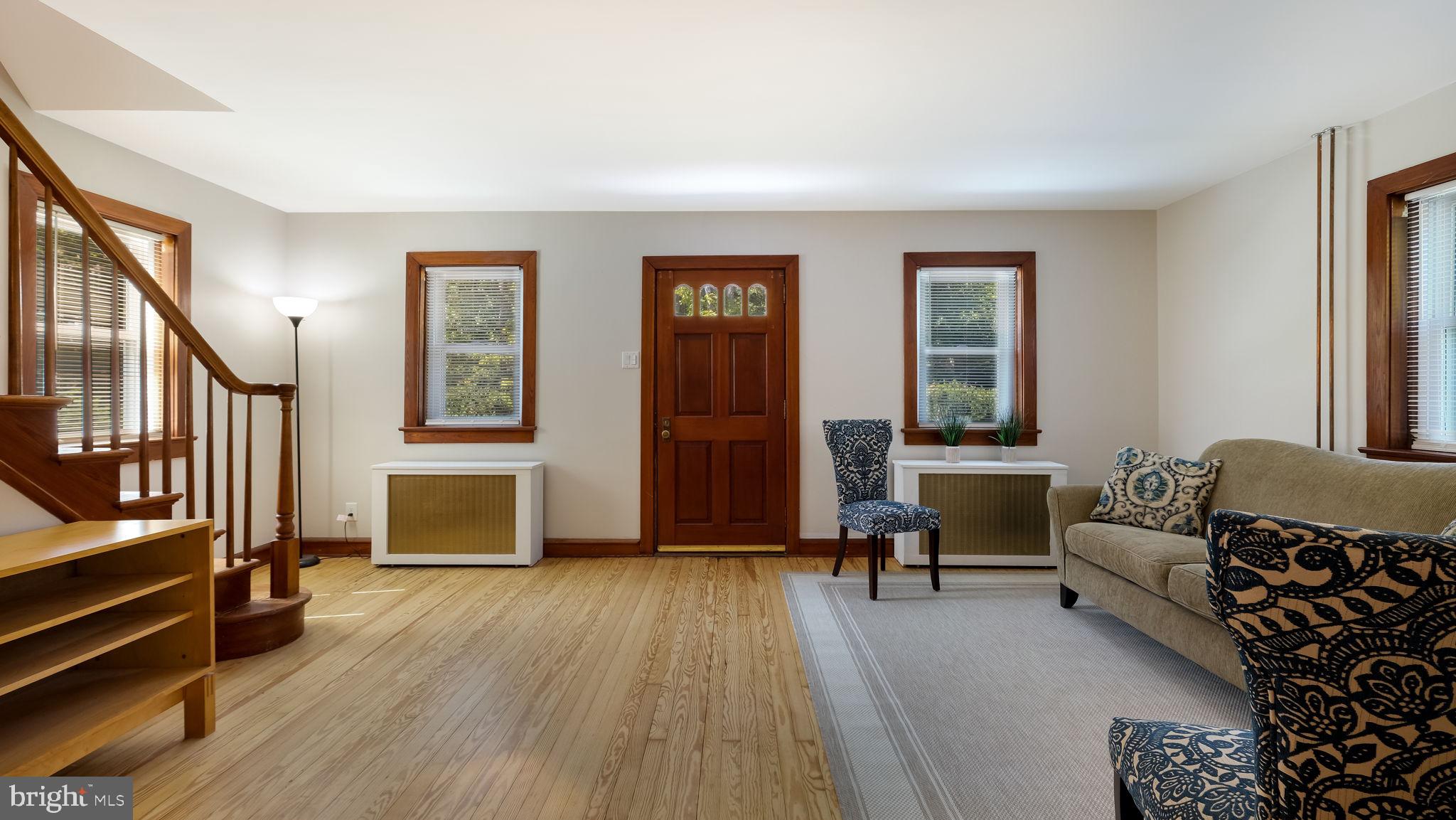 241 Maugers Mill Road Pottstown, PA 19464 - Photo 3 of 17 COME ON IN!