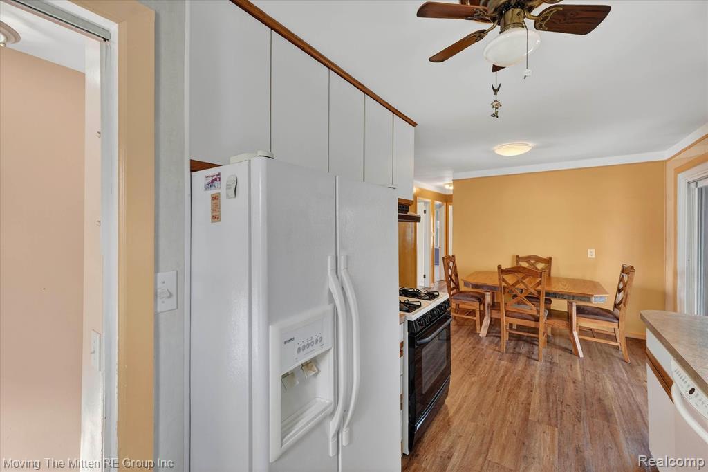 17049 Reno Street Riverview, MI 48193 - Photo 13 of 71