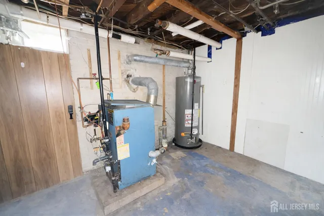 $359,000 | 2071 Highway 35, South Amboy, NJ 08879