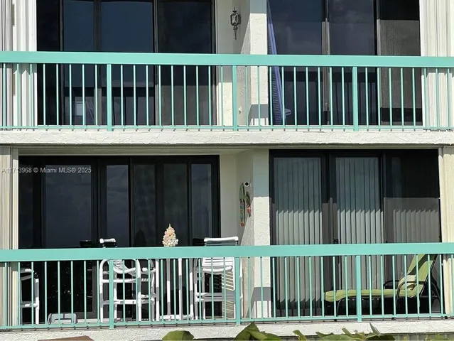 $2,300 | 9940 South Ocean Drive, Unit 104, Jensen Beach, FL 34957