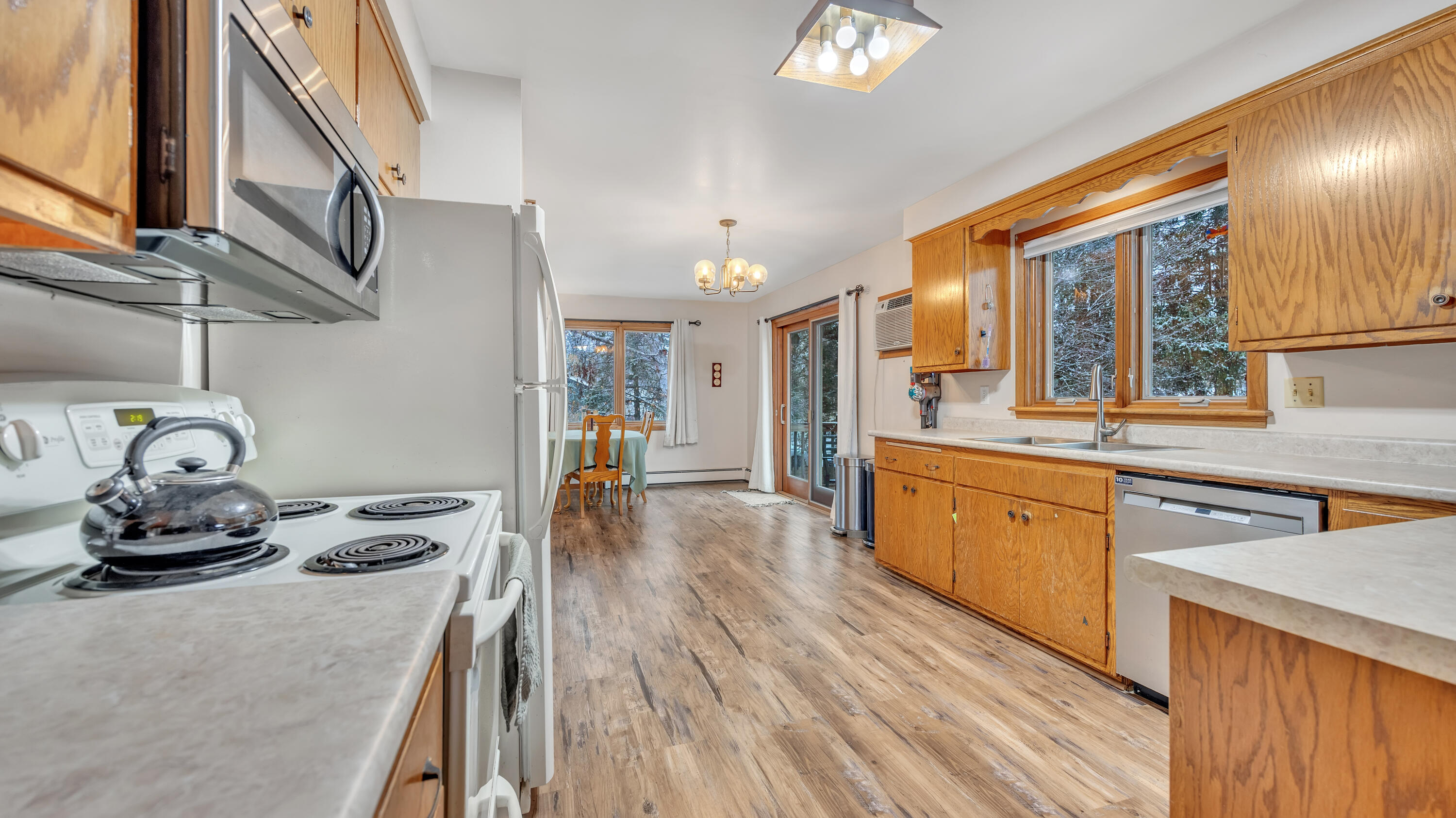 851 Linden Street Cleveland, WI 53015 - Photo 12 of 34 Kitchen 1