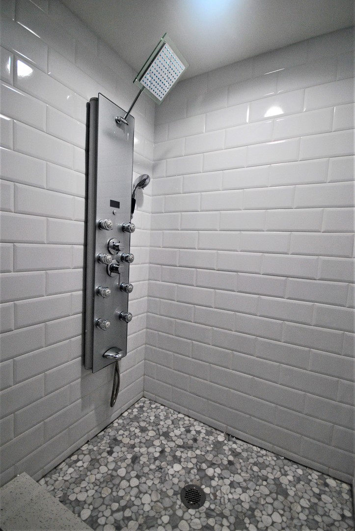 9002 South Morgan Street Chicago, IL 60620 - Photo 16 of 18