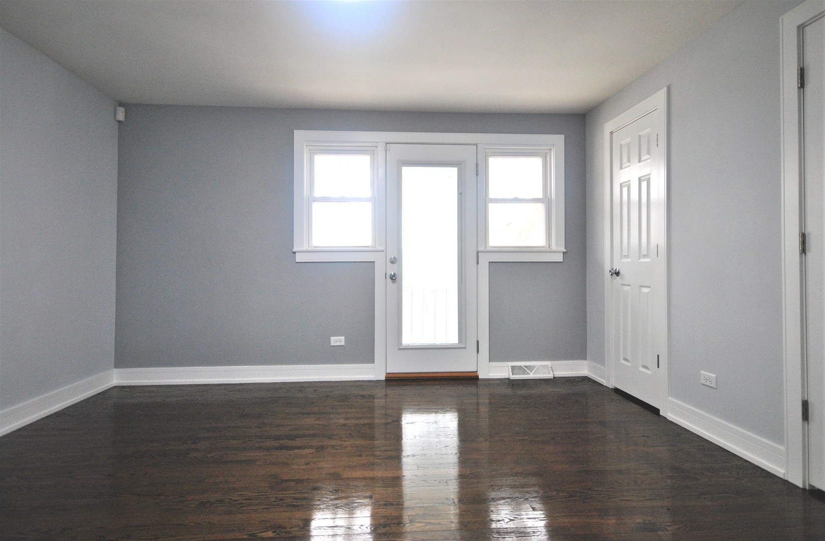 9002 South Morgan Street Chicago, IL 60620 - Photo 8 of 18