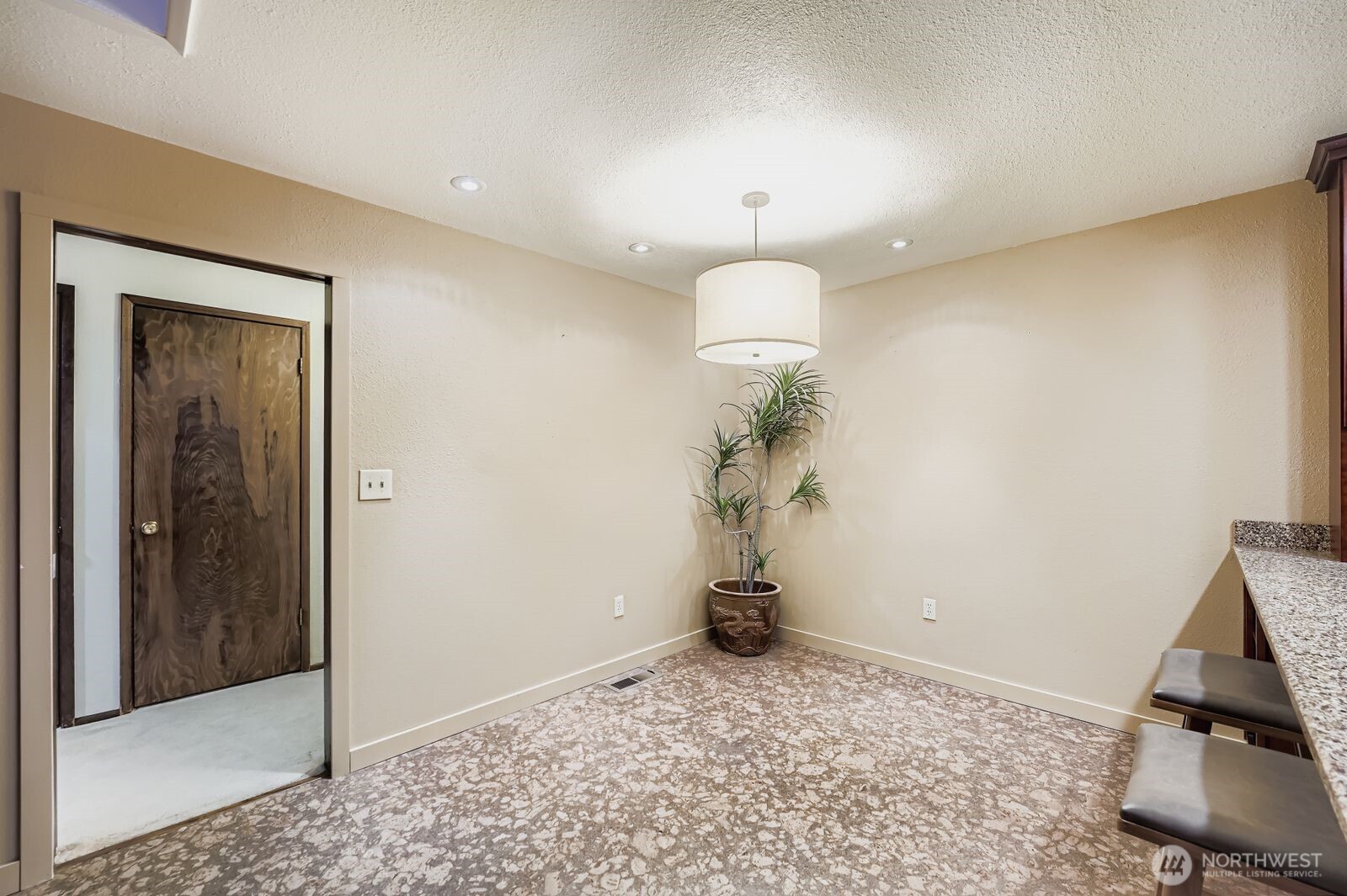 6009 Viewmont Street Tacoma, WA 98407 - Photo 15 of 39