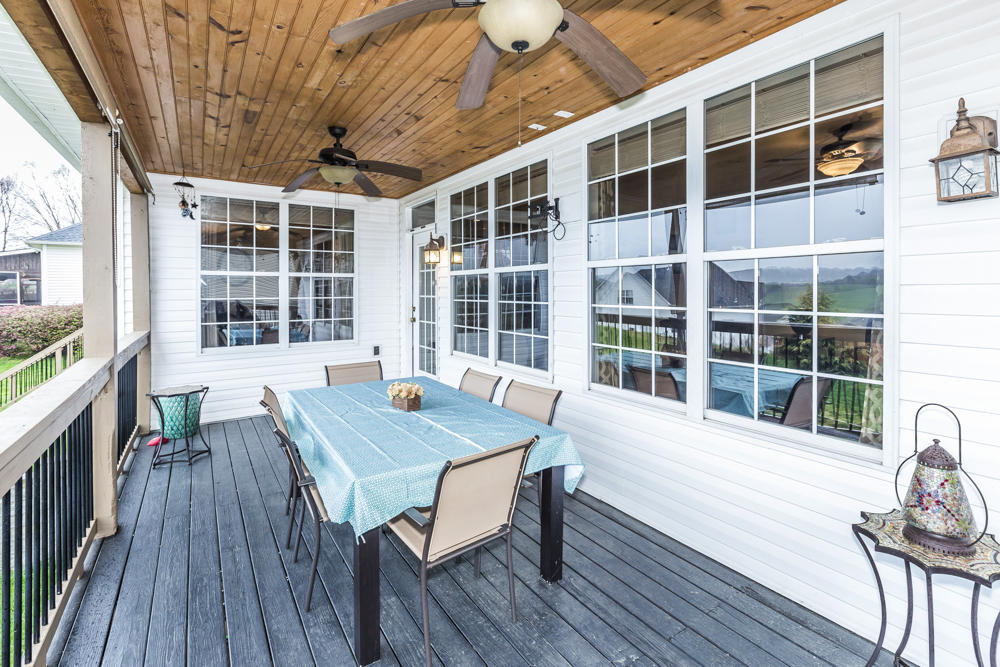 12820 Clear Ridge Road Knoxville, TN 37922 - Photo 17 of 39 Covered Deck