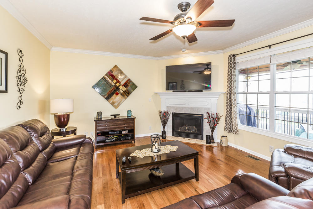 12820 Clear Ridge Road Knoxville, TN 37922 - Photo 7 of 39 Great Room