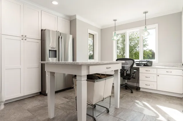 $945,000 | 8551 Rote Road, Rockford, IL 61107