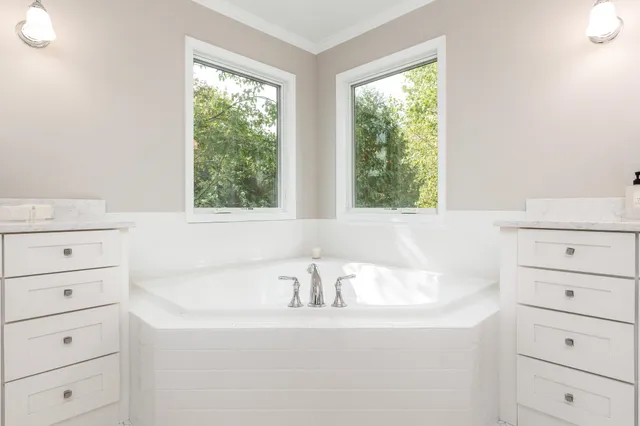 $945,000 | 8551 Rote Road, Rockford, IL 61107