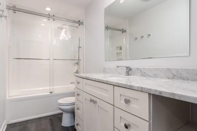 $945,000 | 8551 Rote Road, Rockford, IL 61107