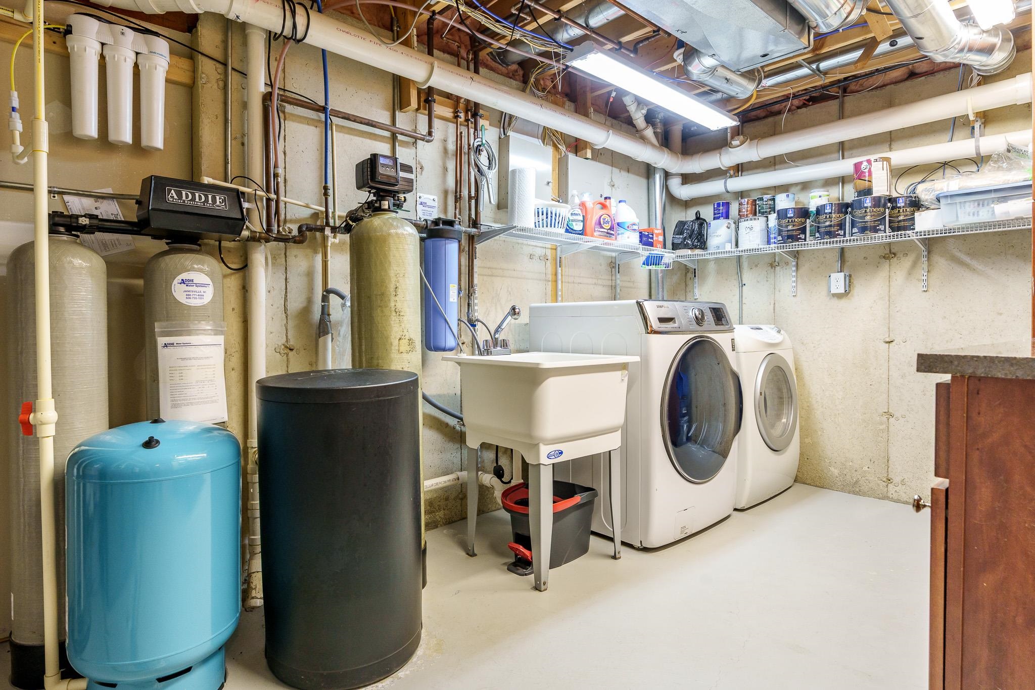 8551 Rote Road Rockford, IL 61107 - Photo 66 of 92 a utility room with dryer and washer
