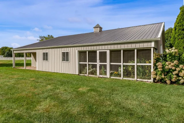 $945,000 | 8551 Rote Road, Rockford, IL 61107