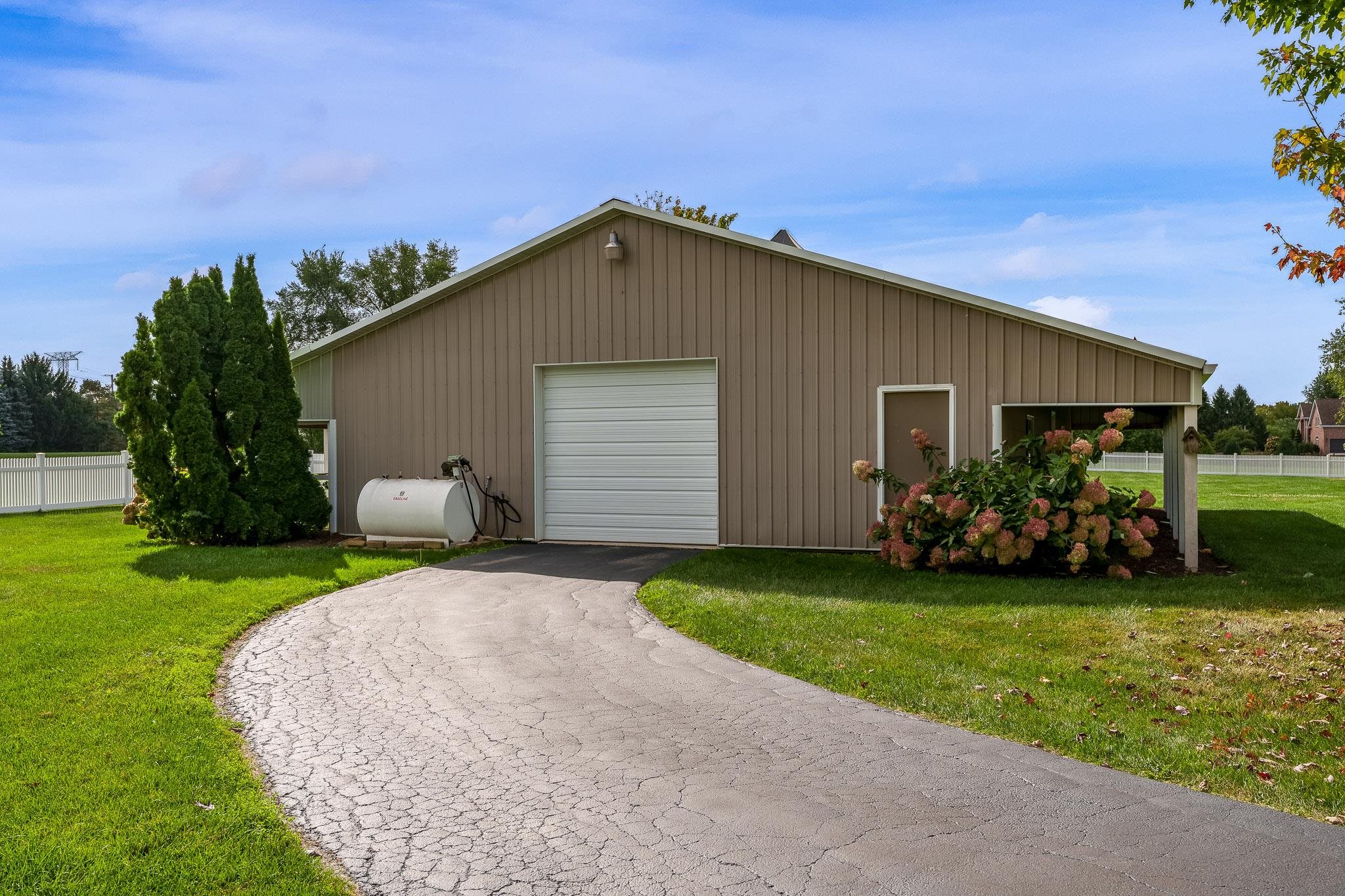 8551 Rote Road Rockford, IL 61107 - Photo 8 of 92