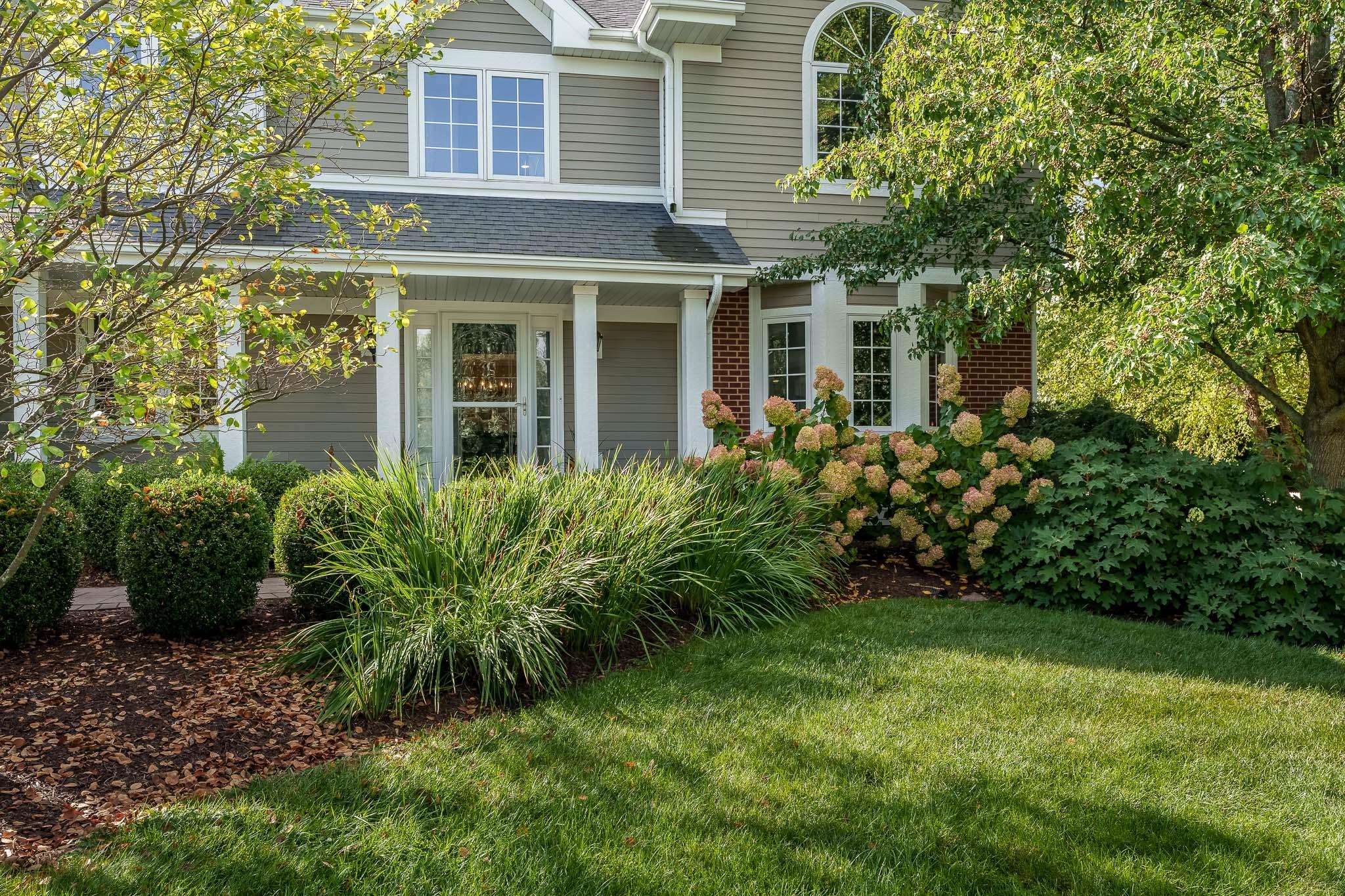 8551 Rote Road Rockford, IL 61107 - Photo 92 of 92 front view of a house with a yard