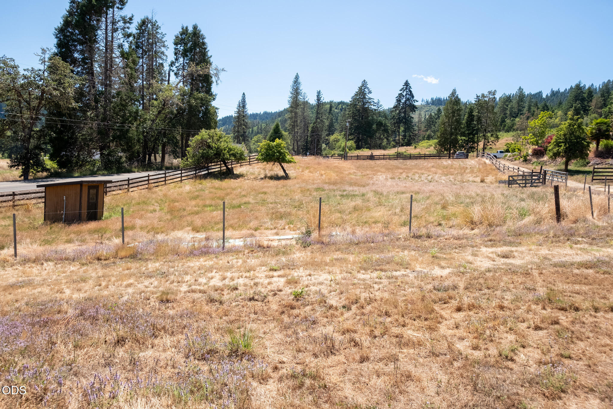 1329 Larson Road Roseburg, OR 97471 - Photo 16 of 65