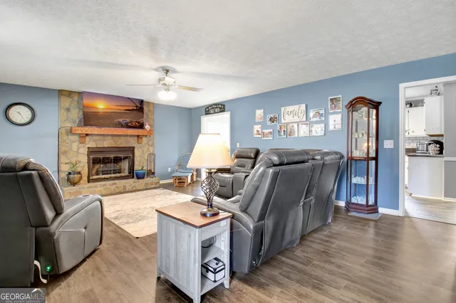 $869,000 | 605 Rowe Road, Senoia, GA 30276