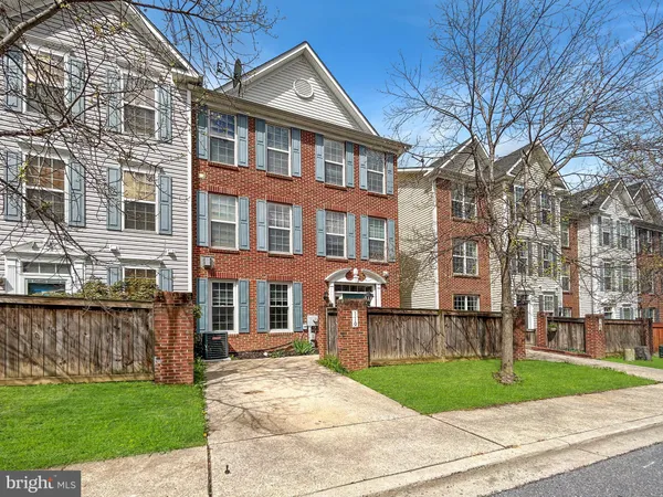 $2,350 | 110 Whiskey Creek Circle, Frederick, MD 21702