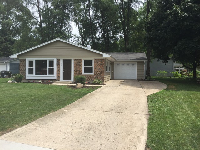 41 Surrey Road Montgomery, IL 60538 - Photo 1 of 21