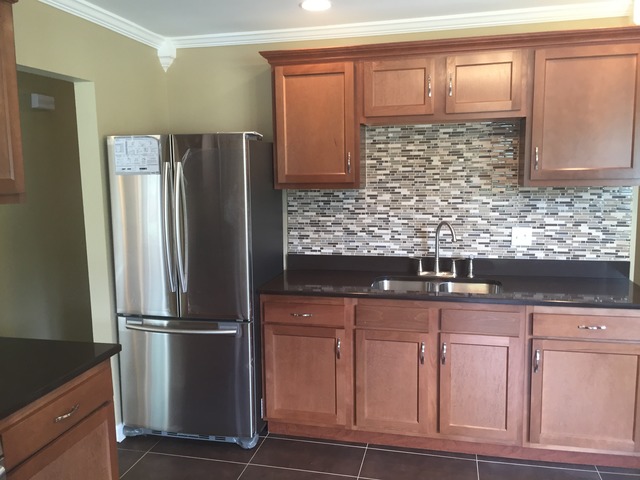 41 Surrey Road Montgomery, IL 60538 - Photo 3 of 21