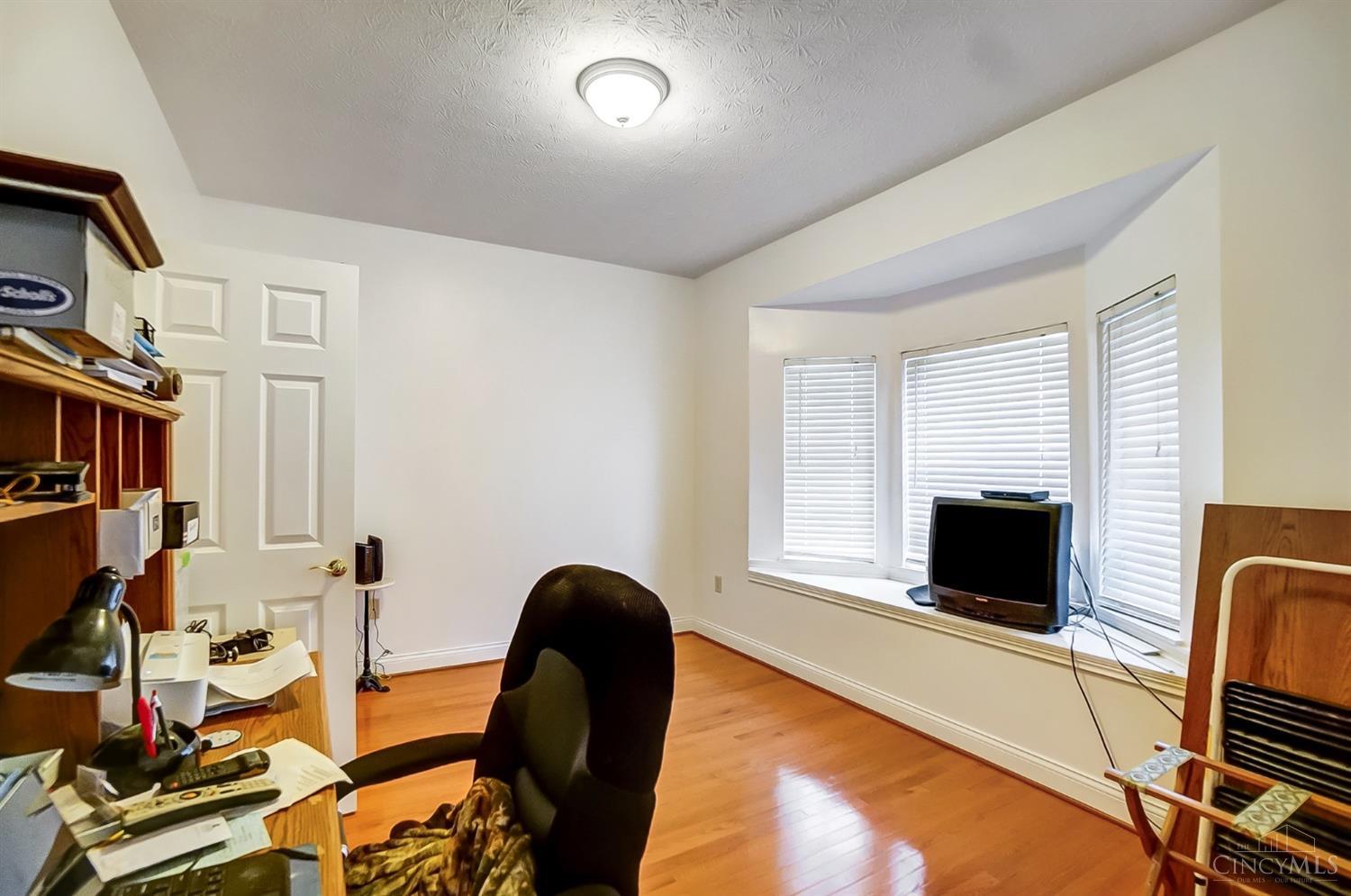 6703 Cheviot Road, Unit 2 Cincinnati, OH 45247 - Photo 27 of 32