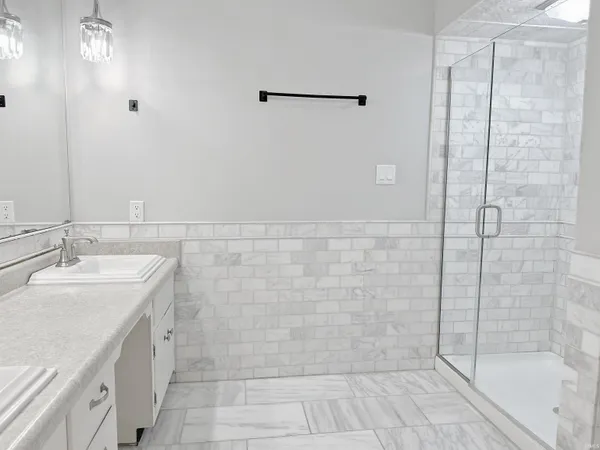 $2,500 | 826 Orlando Drive, Fort Wayne, IN 46825