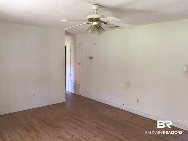 7230 Kenny Lundy Road Theodore, AL 36582 - Photo 5 of 20