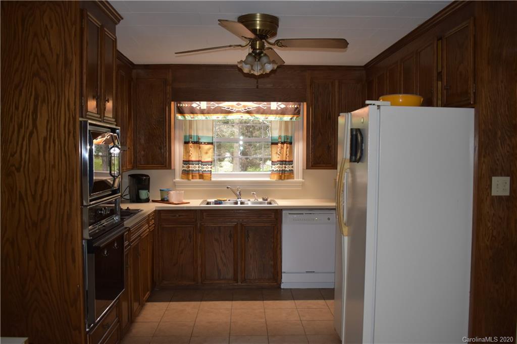 3820 Bringle Ferry Road Salisbury, NC 28146 - Photo 8 of 26 Gallery Image 8