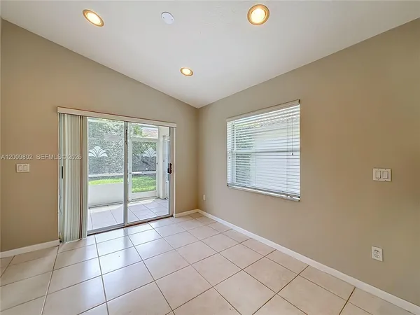 $525,000 | 22729 Royal Crown Terrace East, Boca Raton, FL 33433