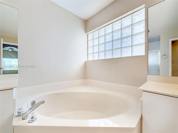 $525,000 | 22729 Royal Crown Terrace East, Boca Raton, FL 33433