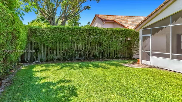 $525,000 | 22729 Royal Crown Terrace East, Boca Raton, FL 33433