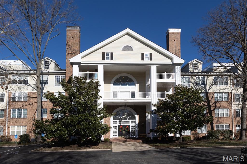 970 North Spoede Road, Unit 17 Creve Coeur, MO 63146 - Photo 1 of 22