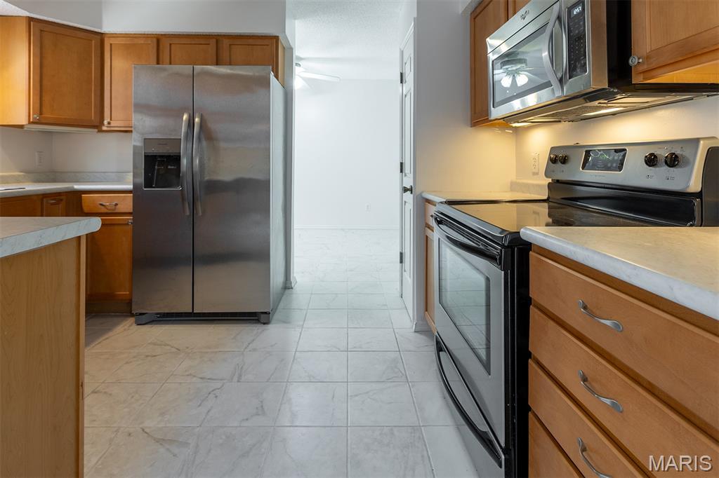 970 North Spoede Road, Unit 17 Creve Coeur, MO 63146 - Photo 7 of 22