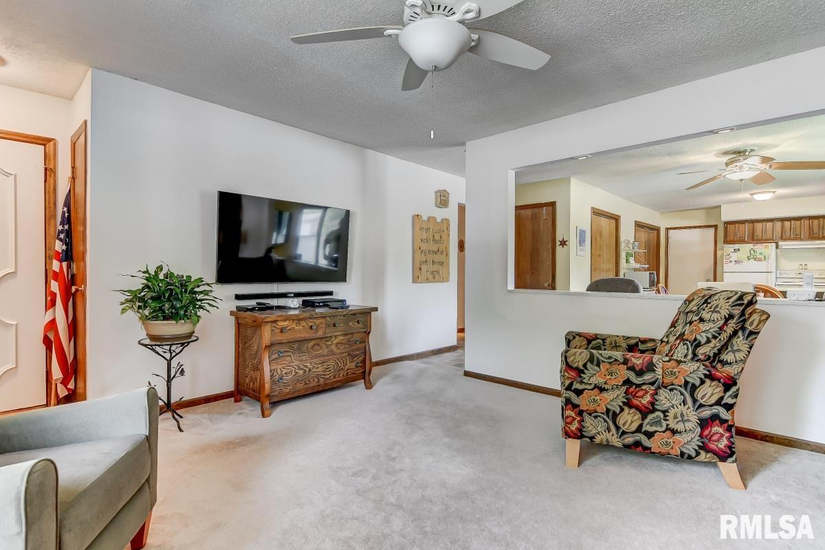 211 Golf Road, Unit A & B Springfield, IL 62704 - Photo 3 of 34 Gallery Image 3