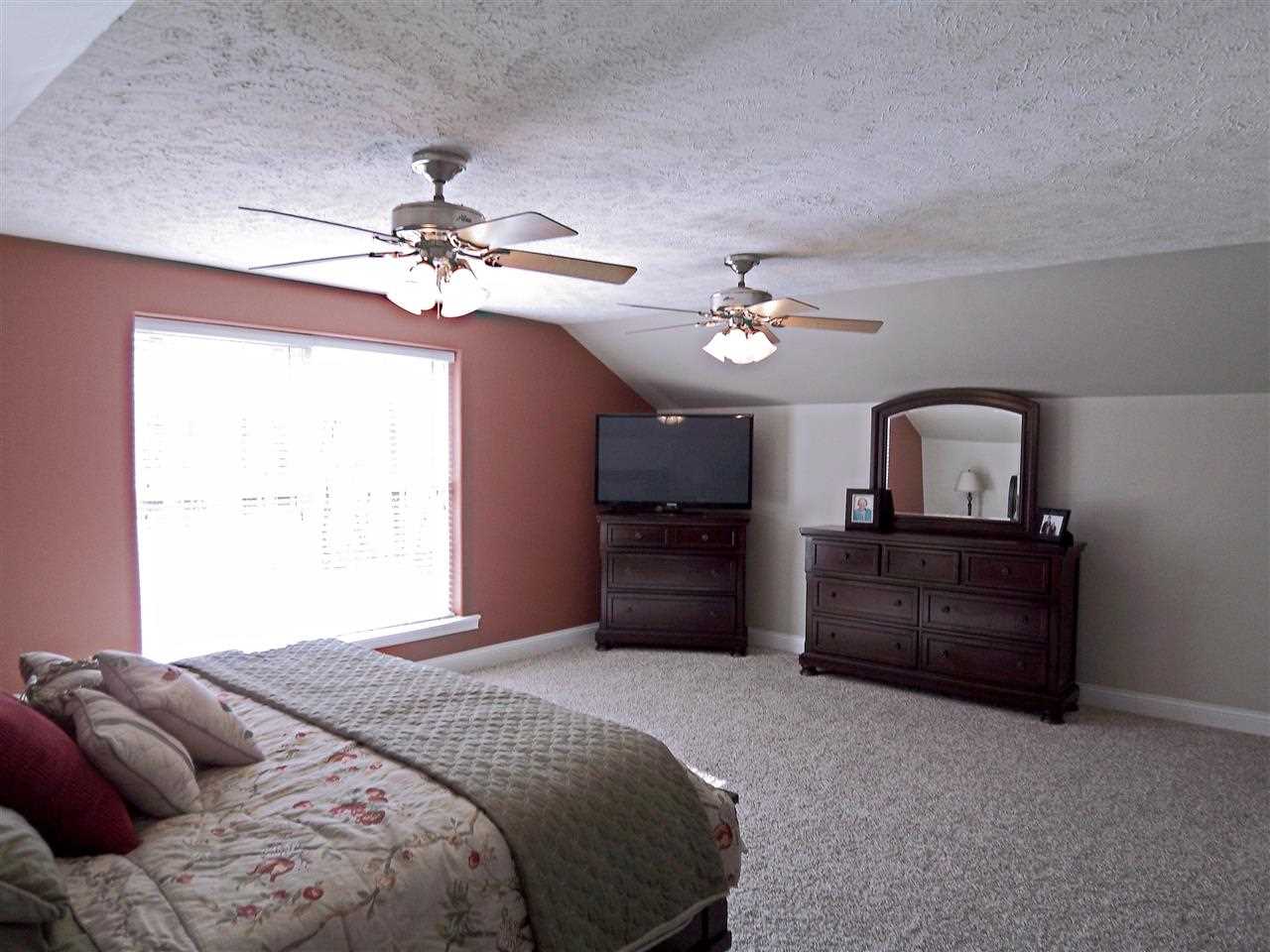 10896 Ditney Hill Road Elberfeld, IN 47613 - Photo 17 of 25 Gallery Image 17