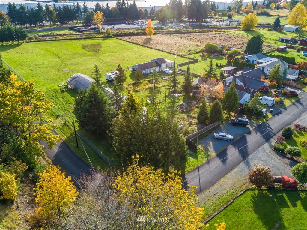 10112 Dechaux Road East Edgewood, WA 98371 - Photo 36 of 40 Gallery Image 36