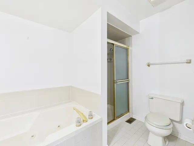 $359,900 | 11448 Prescott Lane, Westchester, IL 60154