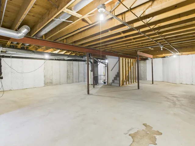 $359,900 | 11448 Prescott Lane, Westchester, IL 60154