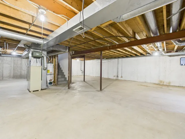 $359,900 | 11448 Prescott Lane, Westchester, IL 60154