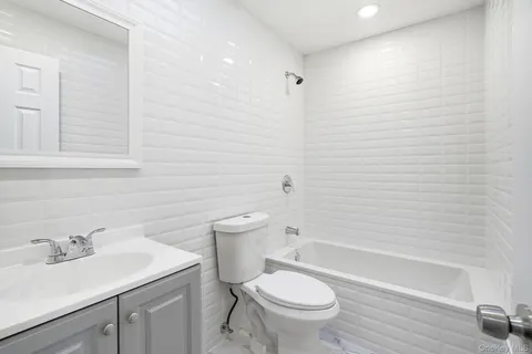 $799,998 | 278 Balcom Avenue | Throgs Neck