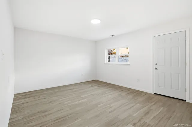 $799,998 | 278 Balcom Avenue | Throgs Neck