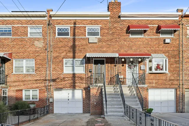 $799,998 | 278 Balcom Avenue | Throgs Neck