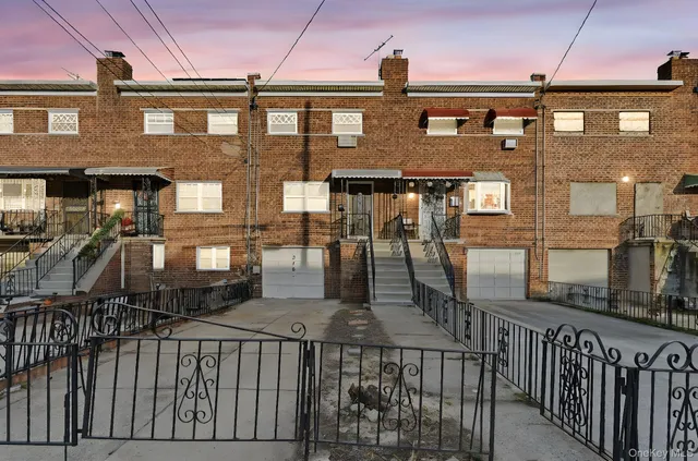 $799,998 | 278 Balcom Avenue | Throgs Neck