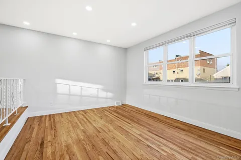 $799,998 | 278 Balcom Avenue | Throgs Neck