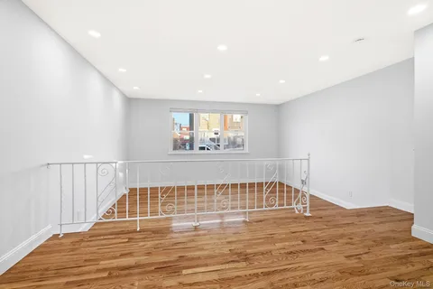 $799,998 | 278 Balcom Avenue | Throgs Neck