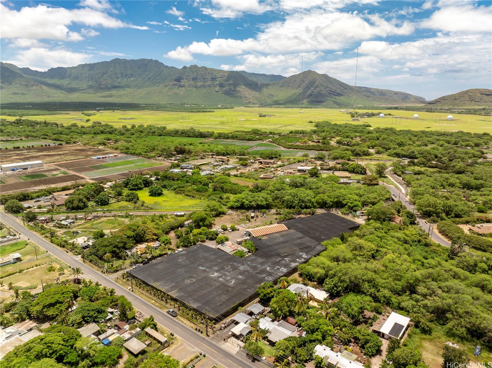 86-347 Halona Road Waianae, HI 96792 - Photo 2 of 22 a view of an ocean and a mountain