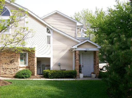 1272 Ranchview Court, Unit 1272 Buffalo Grove, IL 60089 - Photo 1 of 1