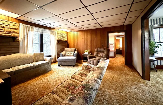 $639,900 | 14801 60th Street, Bristol, WI 53104