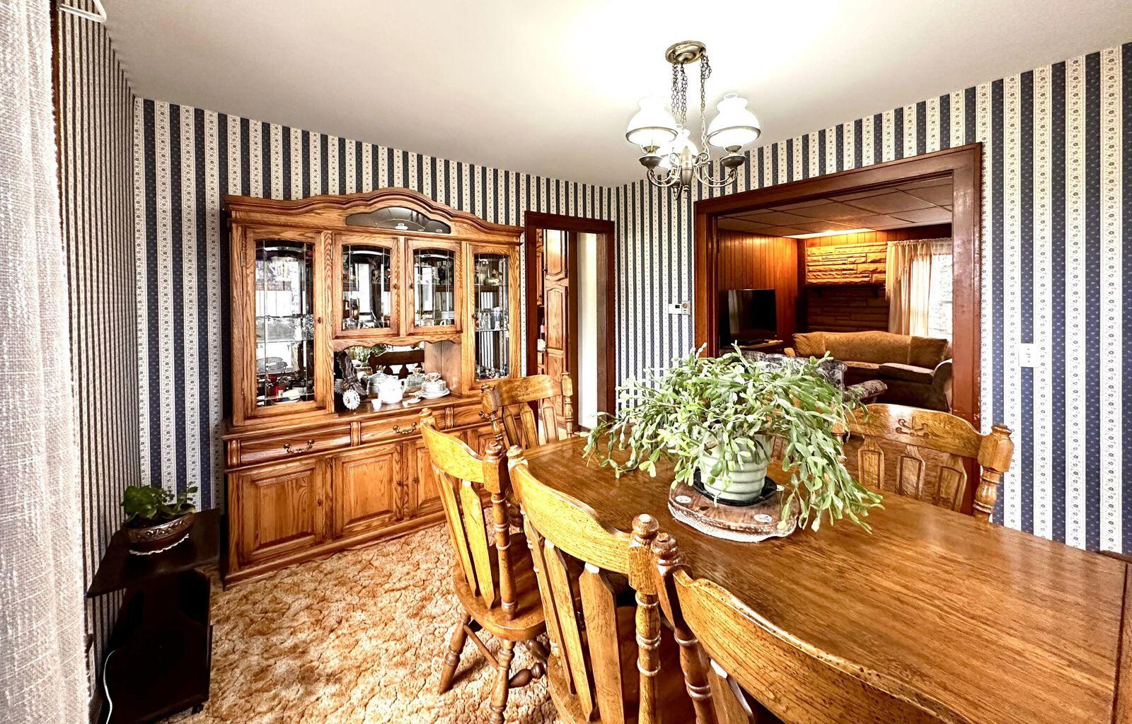 14801 60th Street Bristol, WI 53104 - Photo 17 of 45 Dining 6