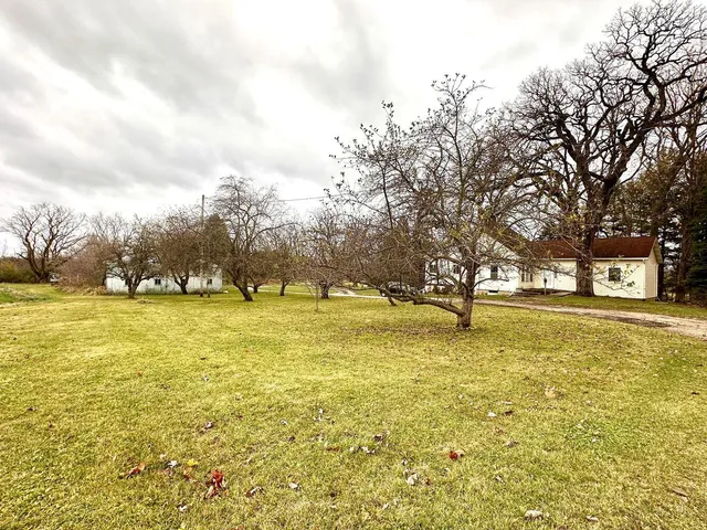 $639,900 | 14801 60th Street, Bristol, WI 53104