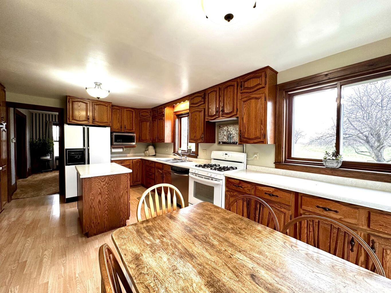 14801 60th Street Bristol, WI 53104 - Photo 3 of 45 Kitchen 3
